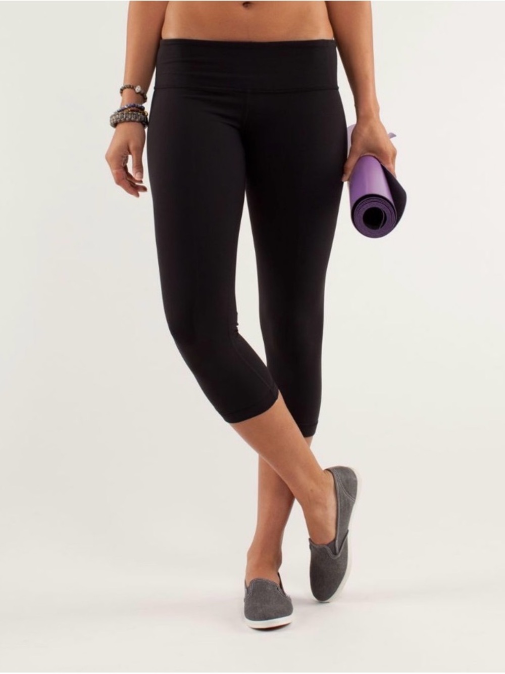 Lululemon Wunder Under
Crop Leggings Black Size 6